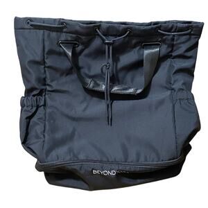 Beyond Yoga‎ Black Convertible Gym travel shoulder Bag backpack pockets